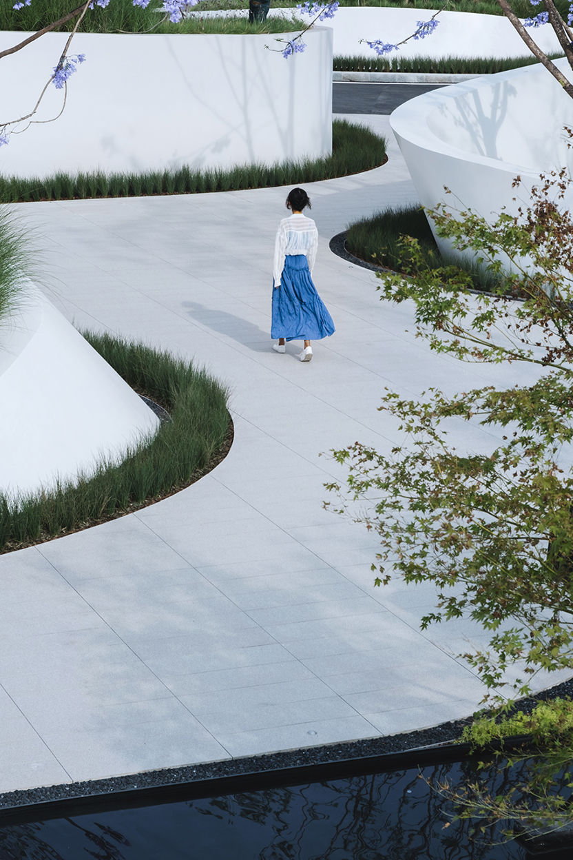 仿石砖铺装工艺